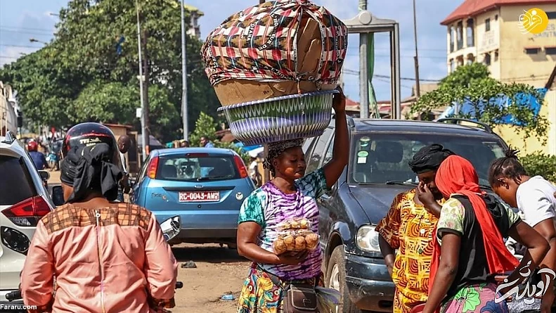 (تصاویر) زندگی دشوار زنان در گینه